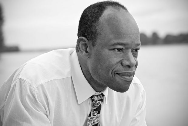 Pape Demba Guèye: Honorar & Konzepte Pape Demba Guèye: Honorar & Konzepte